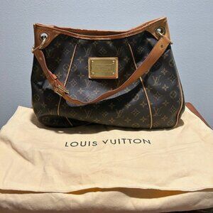 Louis Vuitton Galliera PM Shoulder Bag